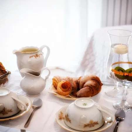 Bed & Breakfast Le Vecchie Mura Homestay